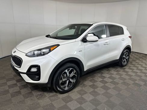 Used 2022 Kia Sportage LX image 7