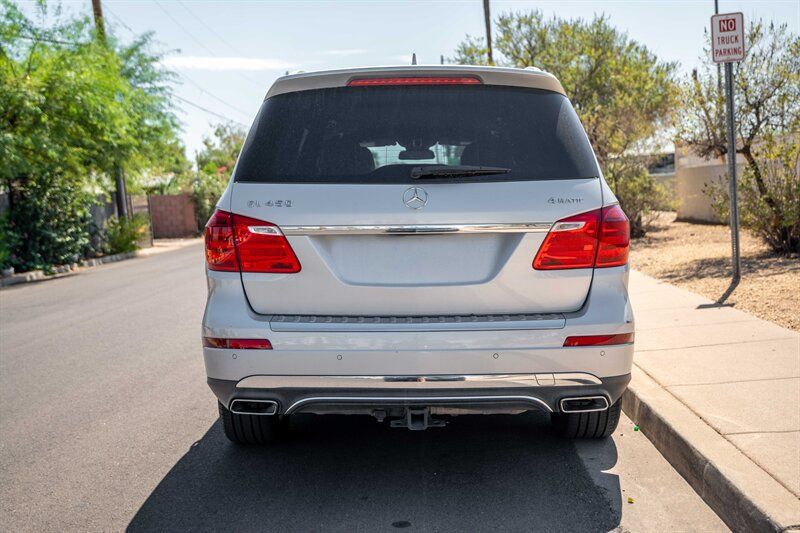 Used 2016 Mercedes-Benz GL 450 4MATIC image 4