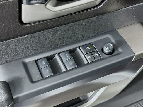 New 2026 Toyota Tundra SR5 image 18