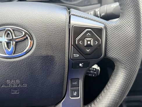 Used 2022 Toyota Tacoma TRD Sport w/ Technology Package RWD image 21