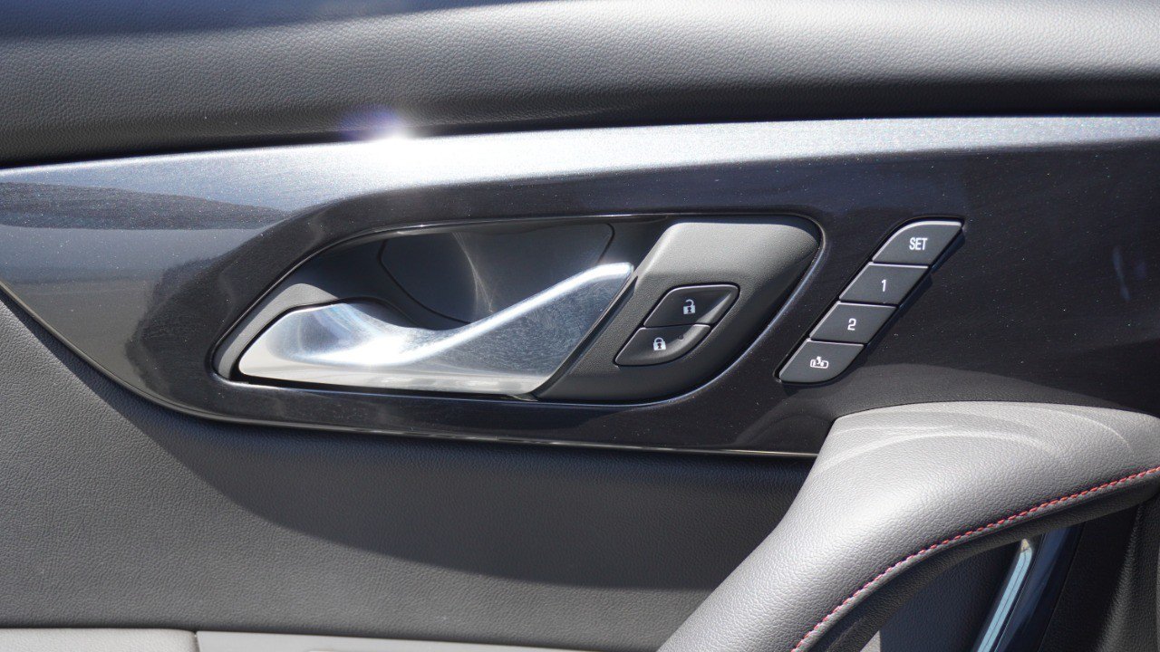 Used 2022 Chevrolet Blazer RS w/ Enhanced Convenience Package FWD image 22