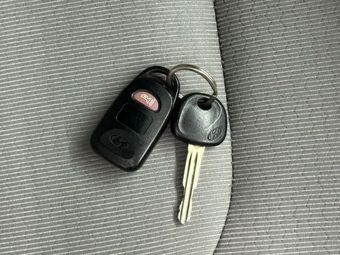 Used 2017 Hyundai Elantra SE FWD image 35