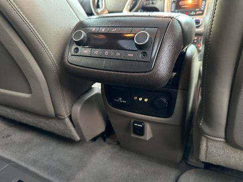 Used 2014 GMC Acadia Denali AWD/4WD image 21