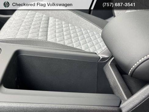 New 2025 Volkswagen Tiguan S image 37