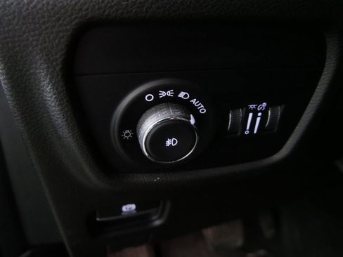 Used 2021 Jeep Grand Cherokee L Limited w/ Trailer Tow Group (B) image 16