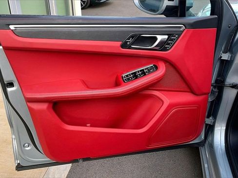 Used 2021 Porsche Macan GTS image 22