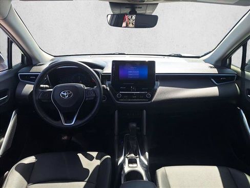 Certified 2023 Toyota Corolla Cross XLE w/ Convenience Package FWD image 15