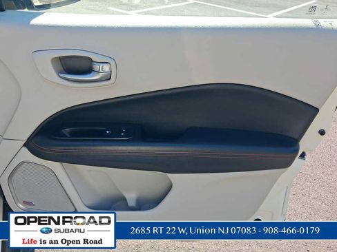 Used 2018 Jeep Compass Limited AWD/4WD image 16