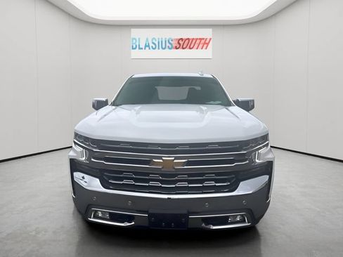 Used 2021 Chevrolet Silverado 1500 LTZ w/ Z71 Off-Road Package AWD/4WD image 8
