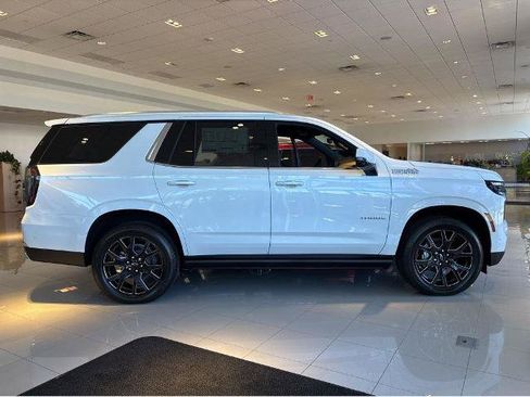 New 2026 Chevrolet Tahoe High Country AWD/4WD image 5