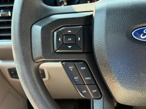 Used 2020 Ford F150 XLT w/ Trailer Tow Package RWD image 30
