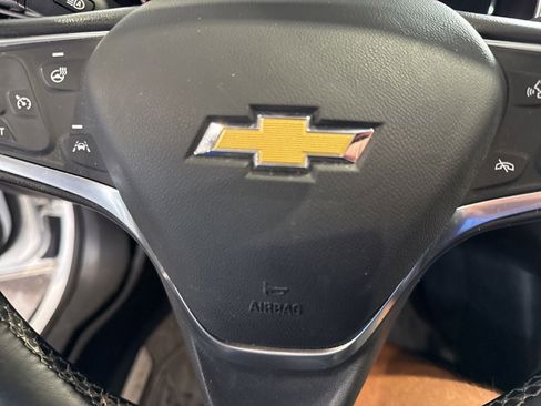 Used 2023 Chevrolet Malibu LT FWD image 28