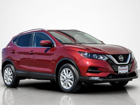 Used 2022 Nissan Rogue Sport SV w/ Technology Package image 7