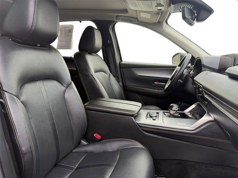 Used 2024 MAZDA CX-90 3.3 Turbo w/ Premium Package image 15