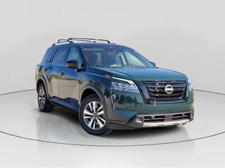 Used 2023 Nissan Pathfinder SL w/ Lighting Package (N92) image 1