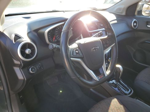 Used 2020 Chevrolet Sonic LT image 17