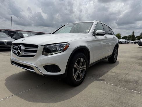 Certified 2019 Mercedes-Benz GLC 300 image 3