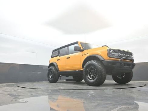 Certified 2021 Ford Bronco Badlands AWD/4WD image 32