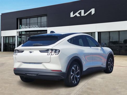 Used 2025 Ford Mustang Mach-E Select image 5