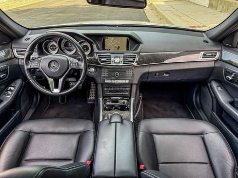 Used 2016 Mercedes-Benz E 350 Sedan image 27