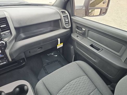 New 2026 RAM 2500 Tradesman AWD/4WD image 12