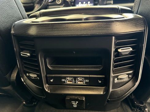 Used 2022 RAM 1500 Limited w/ Off-Road Group image 16