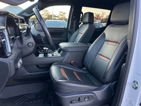 Certified 2023 GMC Sierra 1500 AT4 w/ AT4 Premium Package image 11