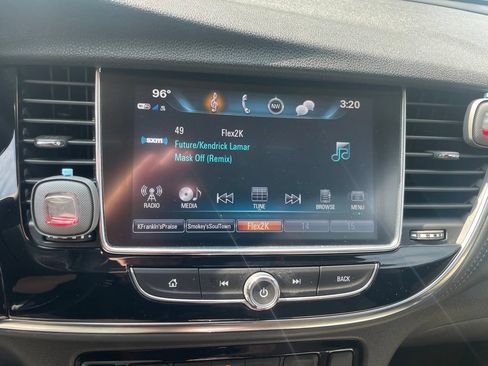 Used 2018 Buick Encore Preferred w/ Experience Buick Package FWD image 7
