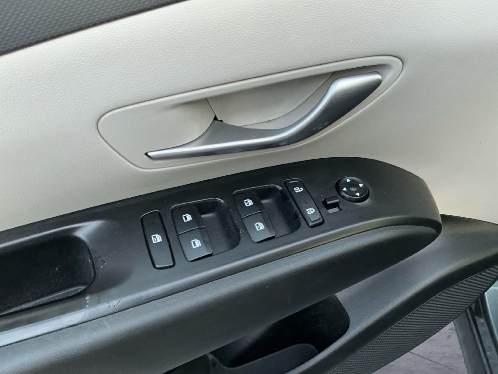 Used 2022 Hyundai Tucson SEL AWD/4WD image 23