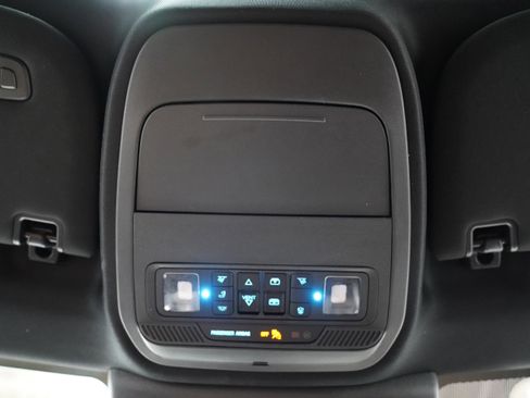 Used 2025 Ford Expedition King Ranch AWD/4WD image 36