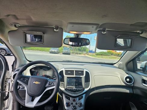 Used 2020 Chevrolet Sonic LT FWD image 17