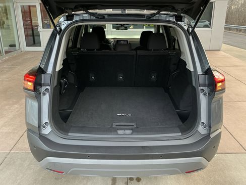 Used 2023 Nissan Rogue S image 24