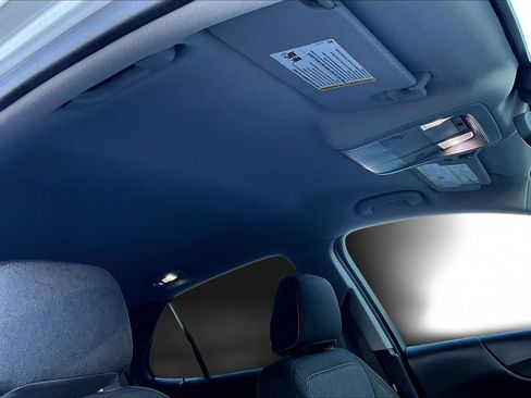 Used 2019 Chevrolet Equinox LT image 19