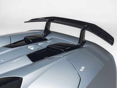 Used 2019 Lamborghini Huracan Performante AWD/4WD image 26
