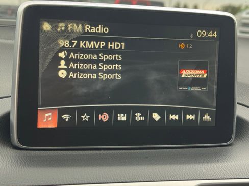 Used 2015 MAZDA MAZDA3 i Sport image 22