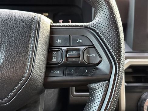Used 2024 Toyota Tacoma SR5 AWD/4WD image 27