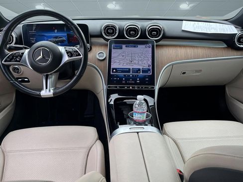 Used 2023 Mercedes-Benz C 300 Sedan image 7
