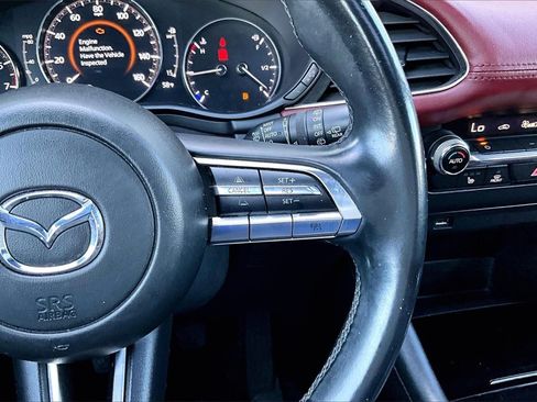 Used 2019 MAZDA MAZDA3 Hatchback image 12