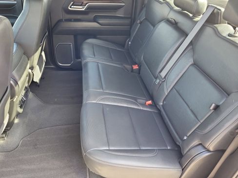 Used 2024 GMC Sierra 1500 SLT image 23