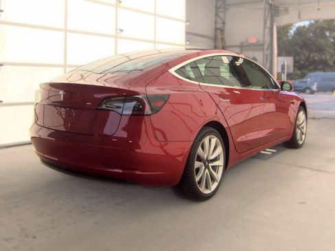 Used 2018 Tesla Model 3 Long Range RWD image 6