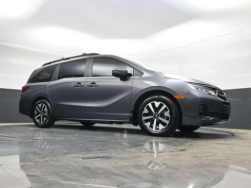 Used 2026 Honda Odyssey EX-L image 31
