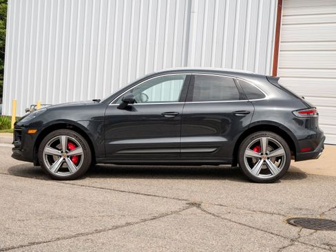 Used 2024 Porsche Macan S image 2