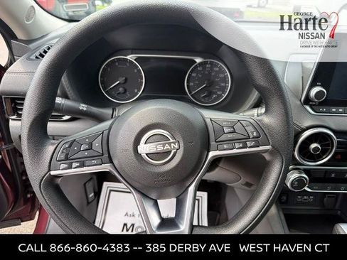 Certified 2024 Nissan Sentra SV FWD image 11