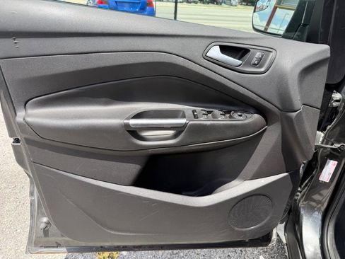 Used 2018 Ford Escape SEL FWD image 11
