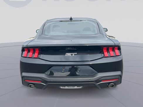 New 2026 Ford Mustang GT RWD image 10