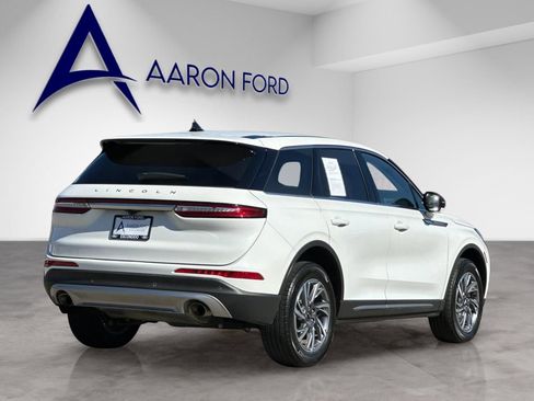 Used 2023 Lincoln Corsair Standard w/ Equipment Group 101A image 6