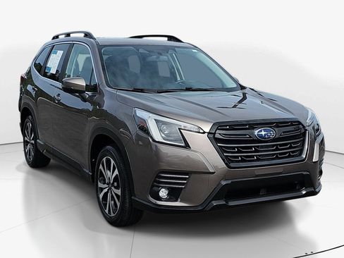 Used 2024 Subaru Forester Limited image 1