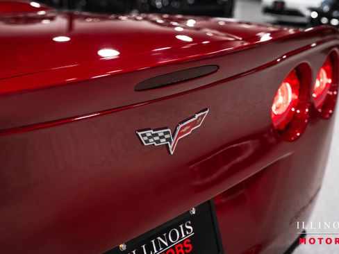 Used 2010 Chevrolet Corvette Grand Sport w/ Preferred Equipment Group RWD image 14