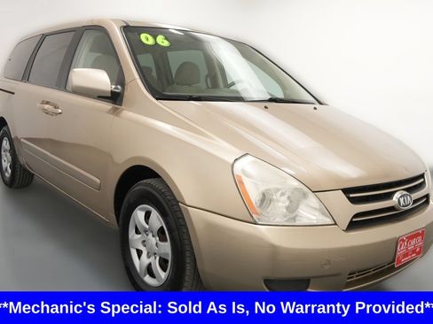 Used 2006 Kia Sedona FWD image 1