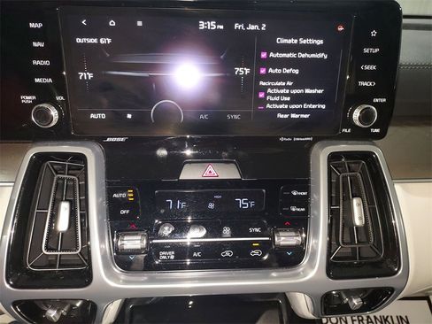 Used 2024 Kia Sorento SX Prestige image 25